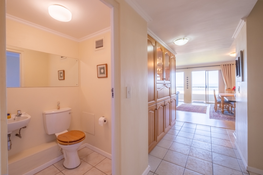 4 Bedroom Property for Sale in Greenways Golf Estate Western Cape